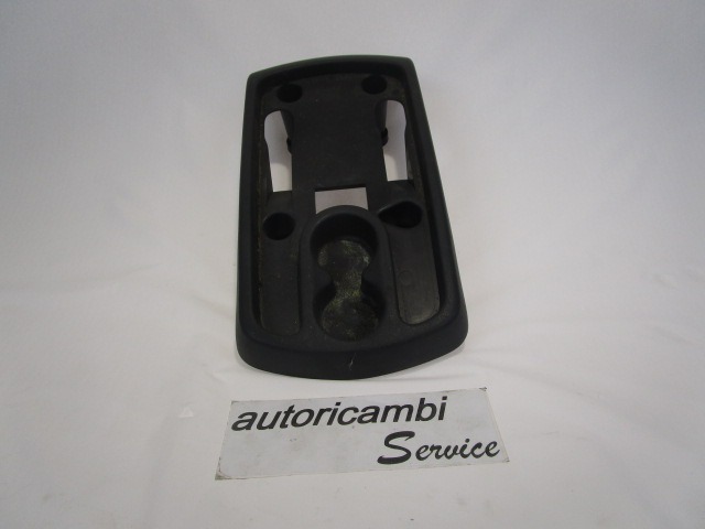 SREDINSKA KONZOLA  OEM N. 8200298882 ORIGINAL REZERVNI DEL RENAULT SCENIC/GRAND SCENIC JM0/1 MK2 (2003 - 2009) DIESEL LETNIK 2004