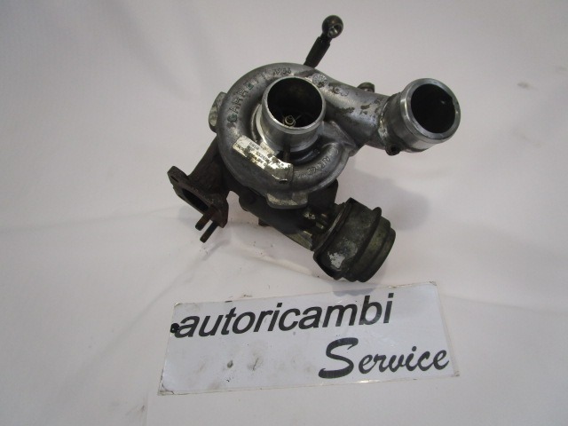 TURBINA OEM N. 55205177 ORIGINAL REZERVNI DEL FIAT DOBLO 223 MK1 R (2005 - 2009) DIESEL LETNIK 2009