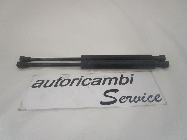 AMORTIZERJI POKROVA MOTORJA  OEM N. 51238202688 ORIGINAL REZERVNI DEL BMW SERIE 3 E46 BER/SW/COUPE/CABRIO (1998 - 2002) DIESEL LETNIK 2001