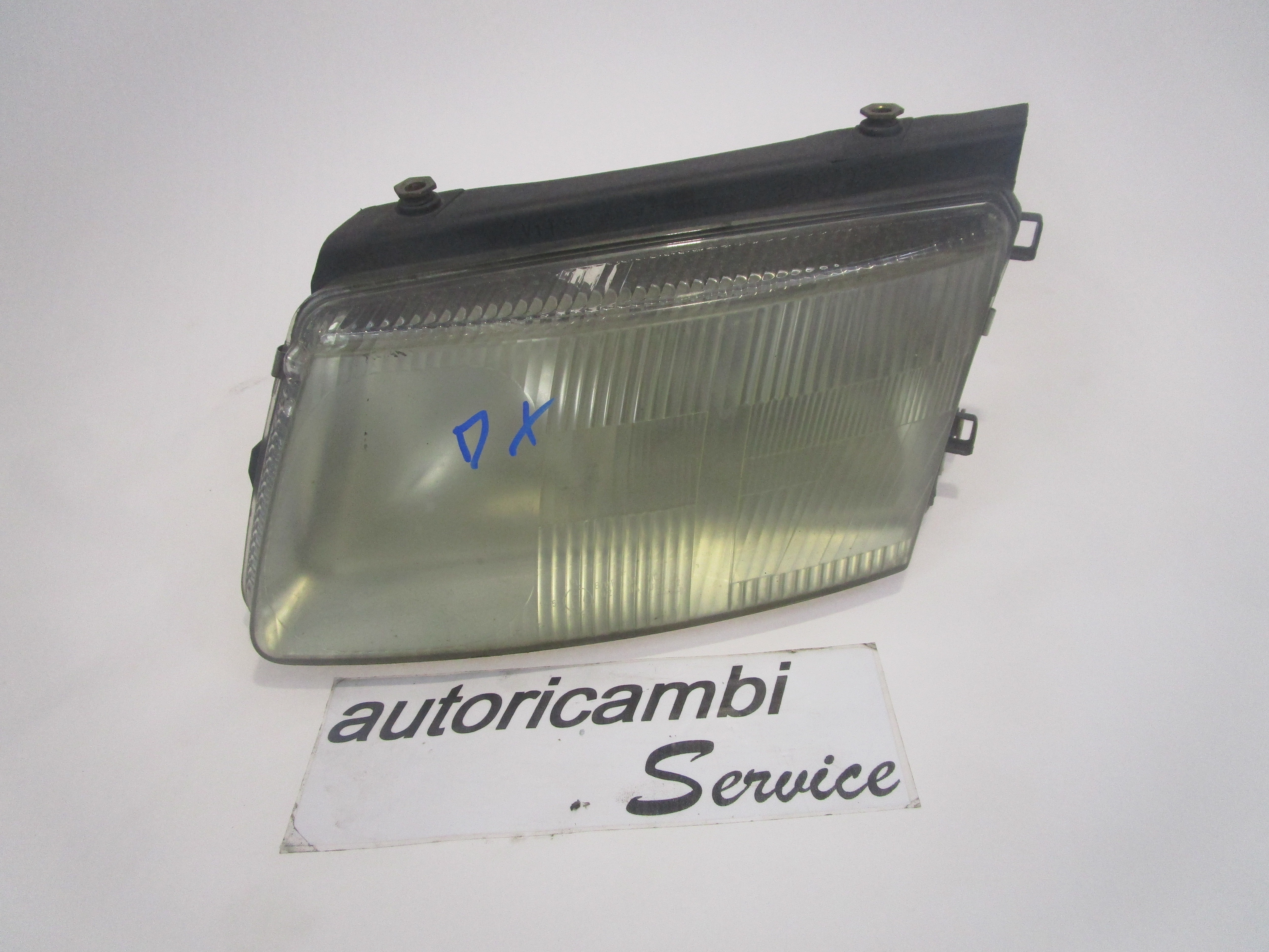 SPREDNJI LEVI ZAROMETI  OEM N. 3B0941017K ORIGINAL REZERVNI DEL VOLKSWAGEN PASSAT B5 3B2 3B5 BER/SW (08/1996 - 11/2000)DIESEL LETNIK 1998