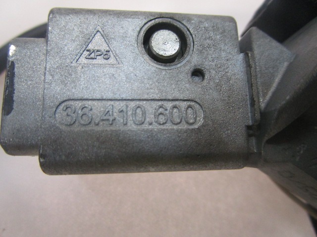 KOMPLET ODKLEPANJE IN VZIG  OEM N. 23383 KIT ACCENSIONE AVVIAMENTO ORIGINAL REZERVNI DEL PEUGEOT 308 4A 4B 4C 4E 4H MK1 BER/SW/CC (2007 - 2013) DIESEL LETNIK 2008