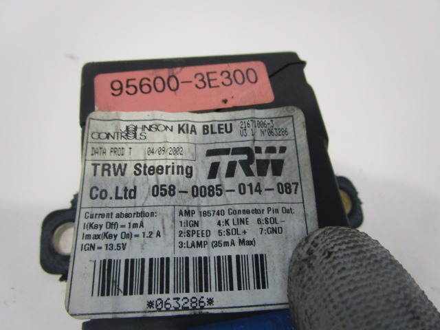 ELEKTRICNI SERVO VOLAN ENOTA OEM N. 95600-3E300 ORIGINAL REZERVNI DEL KIA SORENTO JC MK1 (2002 - 2009) DIESEL LETNIK 2003