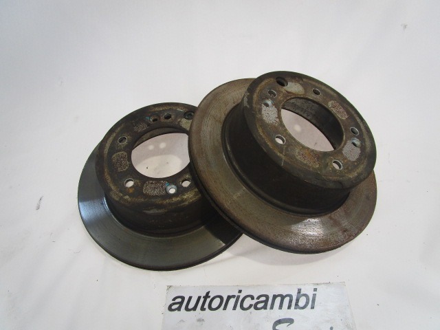 ZADNJI ZAVORNI DISKI OEM N. 5,8411E+305 ORIGINAL REZERVNI DEL KIA SORENTO JC MK1 (2002 - 2009) DIESEL LETNIK 2003