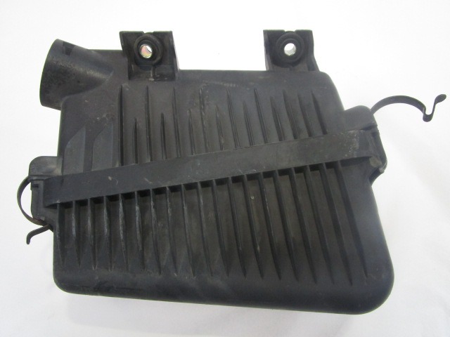 FILTAR ZRAKA OEM N. 28110-1C000 ORIGINAL REZERVNI DEL HYUNDAI GETZ TB (2002 - 02/2006) BENZINA LETNIK 2004