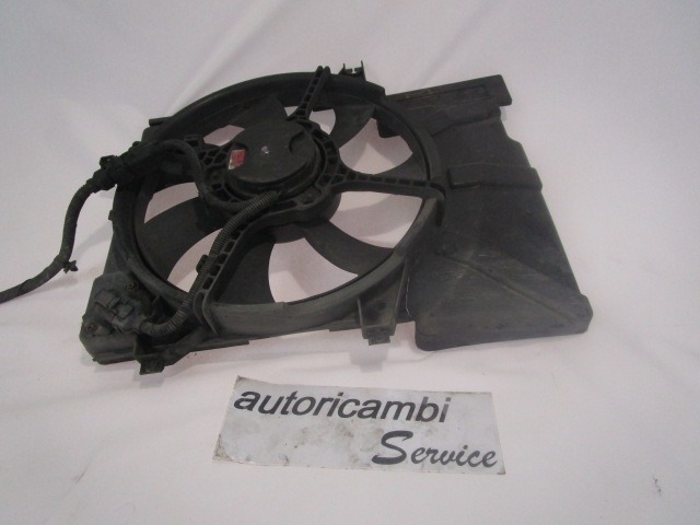 VENTILATOR HLADILNIKA OEM N. 253801C110 ORIGINAL REZERVNI DEL HYUNDAI GETZ TB (2002 - 02/2006) BENZINA LETNIK 2004