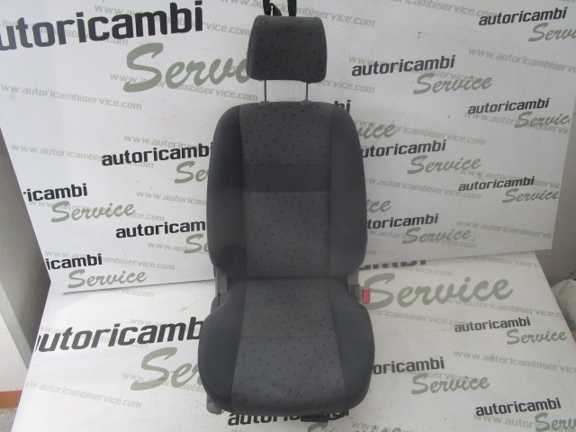 SPREDNJI DESNI SEDE? BLAGO OEM N. SEADTHYGETZTBBR5P ORIGINAL REZERVNI DEL HYUNDAI GETZ TB (2002 - 02/2006) BENZINA LETNIK 2004