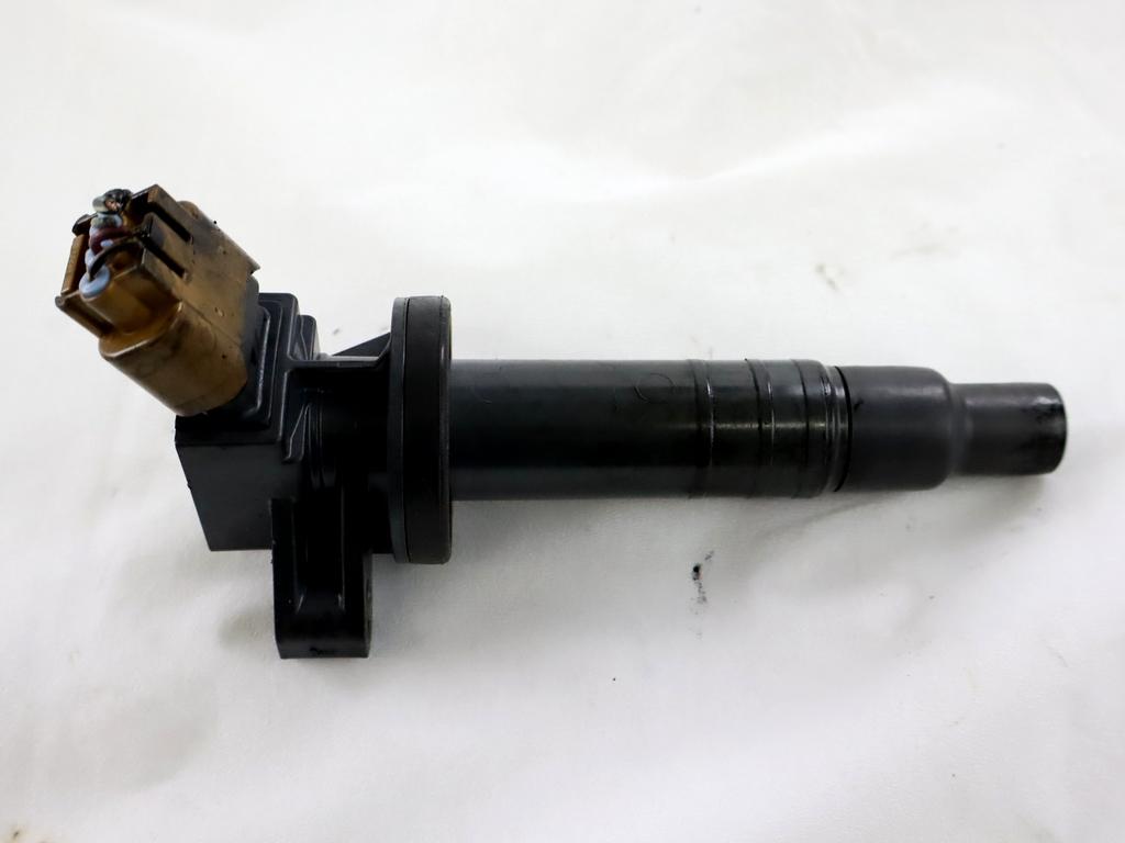 VZIGALNE TULJAVE OEM N. 9091902262 ORIGINAL REZERVNI DEL TOYOTA COROLLA VERSO E12 (2001 - 2004) BENZINA LETNIK 2003
