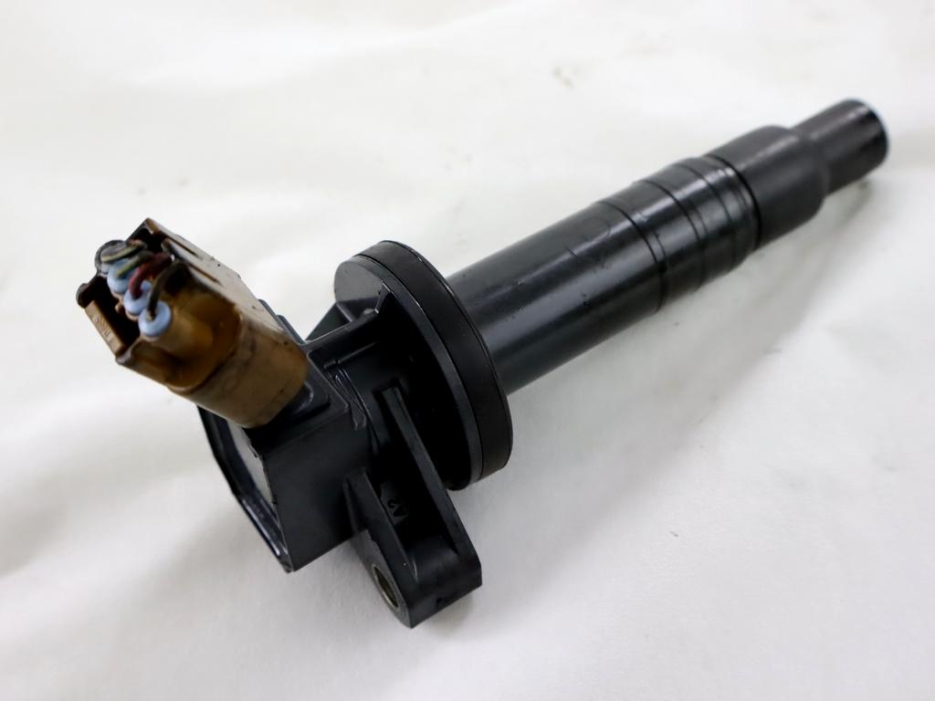 VZIGALNE TULJAVE OEM N. 9091902262 ORIGINAL REZERVNI DEL TOYOTA COROLLA VERSO E12 (2001 - 2004) BENZINA LETNIK 2003