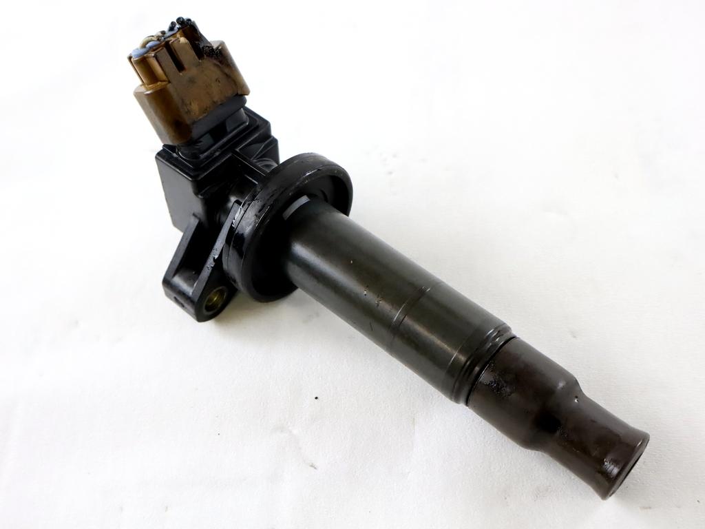 VZIGALNE TULJAVE OEM N. 9091902262 ORIGINAL REZERVNI DEL TOYOTA COROLLA VERSO E12 (2001 - 2004) BENZINA LETNIK 2003