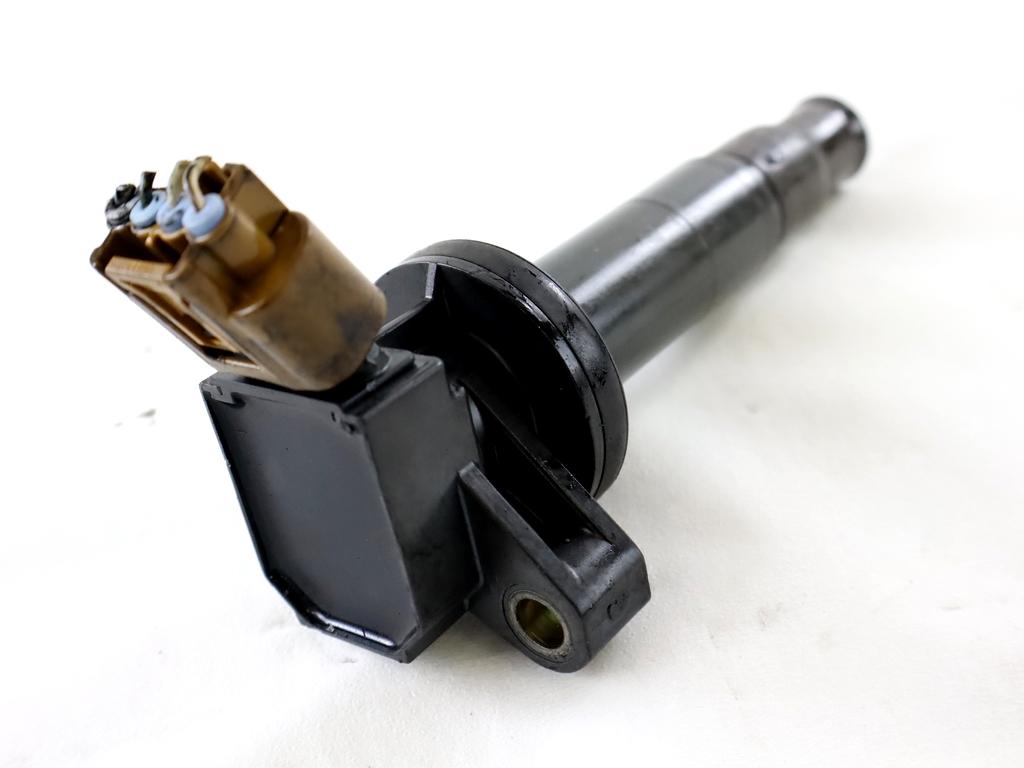 VZIGALNE TULJAVE OEM N. 9091902262 ORIGINAL REZERVNI DEL TOYOTA COROLLA VERSO E12 (2001 - 2004) BENZINA LETNIK 2003