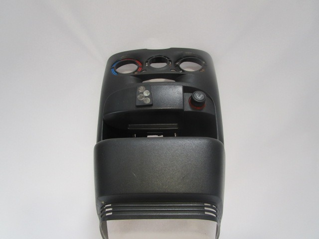 ARMATURNA PLO?CA OEM N. 735267346 ORIGINAL REZERVNI DEL FIAT PUNTO 188 188AX MK2 (1999 - 2003) BENZINA LETNIK 2003