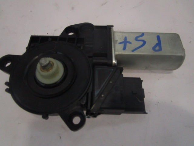 MOTORCEK ELEKTRICNEGA POMIKA ZADNJEGA STEKLA  OEM N. 71740207 ORIGINAL REZERVNI DEL FIAT CROMA 194 MK2 R (11-2007 - 2010) DIESEL LETNIK 2008