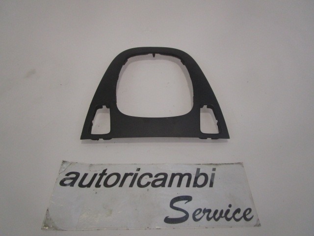 SREDINSKA KONZOLA  OEM N. 735364120 ORIGINAL REZERVNI DEL FIAT CROMA 194 MK2 R (11-2007 - 2010) DIESEL LETNIK 2008