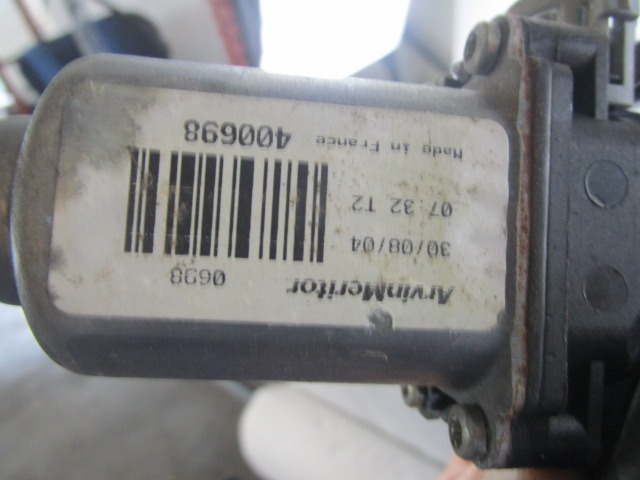 MEHANIZEM DVIGA SPREDNJIH STEKEL  OEM N. 400698 ORIGINAL REZERVNI DEL NISSAN ALMERA TINO V10 MK2 (2000 - 2006) DIESEL LETNIK 2005