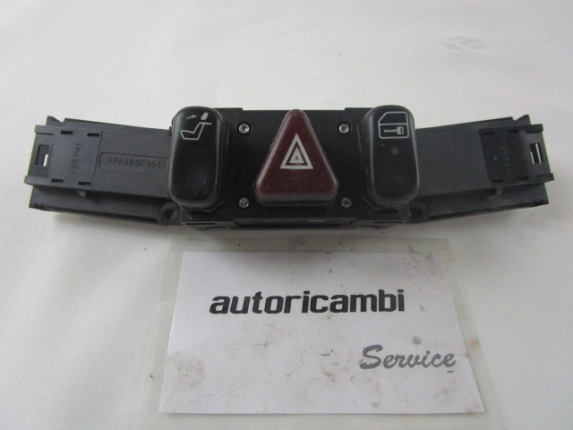 STIKALO VARNOSTNIH ZMIGAVCEV  OEM N. 2208205810 ORIGINAL REZERVNI DEL MERCEDES CLASSE S W220 (1998 - 2006)BENZINA LETNIK 1999