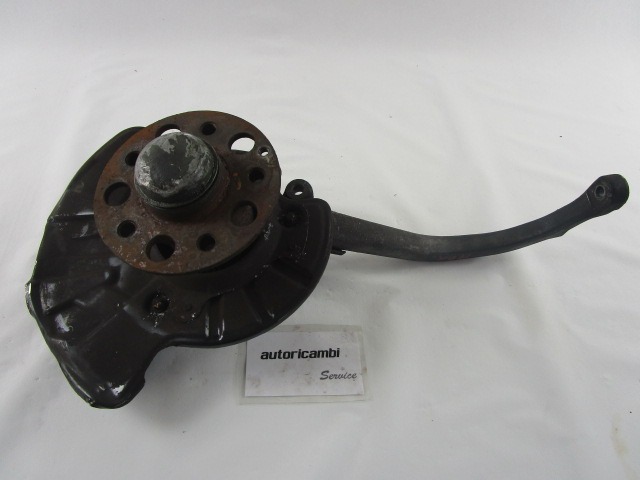 VRTLJIVI LEZAJ DESNO / PESTO KOLESA Z LEZAJEM SPREDAJ OEM N. 2203303820 ORIGINAL REZERVNI DEL MERCEDES CLASSE S W220 (1998 - 2006)BENZINA LETNIK 1999