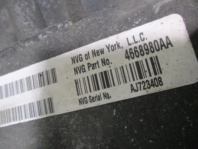 ROCNI MENJALNIK OEM N. 4668980AA ORIGINAL REZERVNI DEL CHRYSLER PT CRUISER PT (2000 - 2010) BENZINA LETNIK 2002