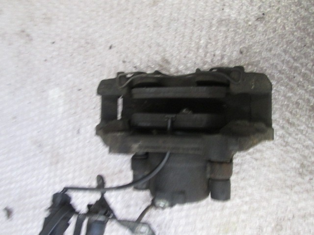 SPREDNJE LEVE ZAVORNE CELJUSTI  OEM N. 4B0615123 ORIGINAL REZERVNI DEL AUDI A6 C5 4B 4B5 4B2 BER/SW (1997 - 2001) DIESEL LETNIK 2001