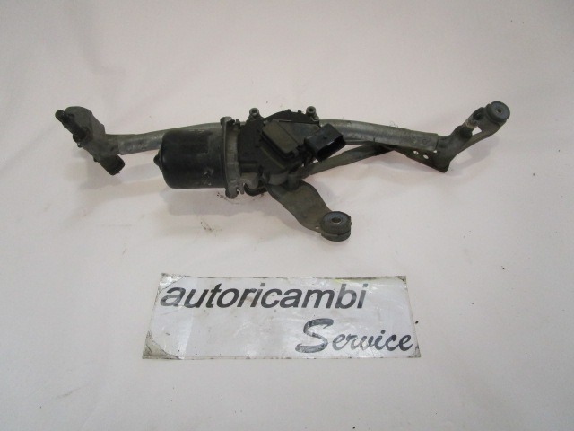 MOTORCEK PREDNJIH BRISALCEV OEM N. 8200036921 ORIGINAL REZERVNI DEL RENAULT MEGANE MK2 BM0/1 CM0/1 EM0/1 KM0/1 LM0/1 BER/GRANDTOUR  (10/2002 - 02/2006) DIESEL LETNIK 2005