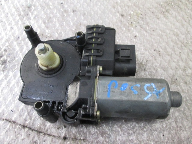 MOTORCEK ELEKTRICNEGA POMIKA ZADNJEGA STEKLA  OEM N. 4B0959801B ORIGINAL REZERVNI DEL AUDI A6 C5 4B 4B5 4B2 BER/SW (1997 - 2001) DIESEL LETNIK 2001