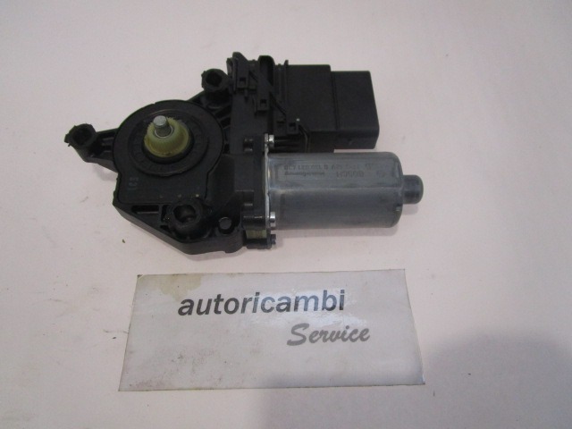 MOTORCEK ELEKTRICNEGA POMIKA ZADNJEGA STEKLA  OEM N. 1K109597 ORIGINAL REZERVNI DEL VOLKSWAGEN GOLF V 1K1 1K5 MK5 BER/SW (02/2004-11/2008) DIESEL LETNIK 2005