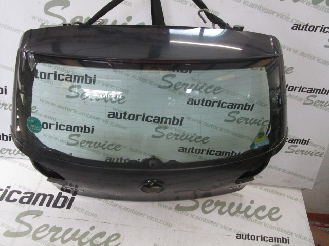 PRTLJAZNA VRATA OEM N. 1K6827025H ORIGINAL REZERVNI DEL VOLKSWAGEN GOLF V 1K1 1K5 MK5 BER/SW (02/2004-11/2008) DIESEL LETNIK 2005