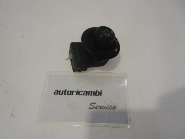 STIKALA ELEKTRICNIH OGLEDAL  OEM N. 4495427 ORIGINAL REZERVNI DEL FORD TRANSIT CONNECT/TOURNEO MK1 P65 P70 P80 (2002 - 2012) DIESEL LETNIK 2006