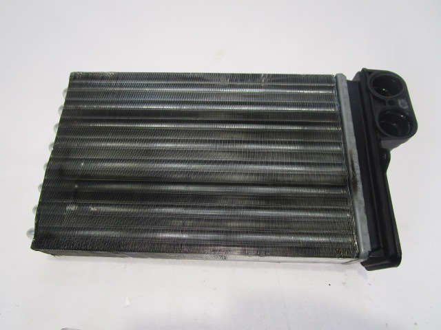GRELEC RADIATORJA OEM N. 6448P9 ORIGINAL REZERVNI DEL PEUGEOT 207 / 207 CC R WA WC WD WK (05/2009 - 2015) BENZINA/GPL LETNIK 2009