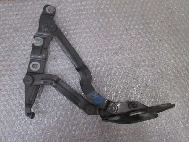 PANTI PRTLJAZNIH VRAT OEM N. 4B5827301E ORIGINAL REZERVNI DEL AUDI A6 C5 4B 4B5 4B2 BER/SW (1997 - 2001) DIESEL LETNIK 2001