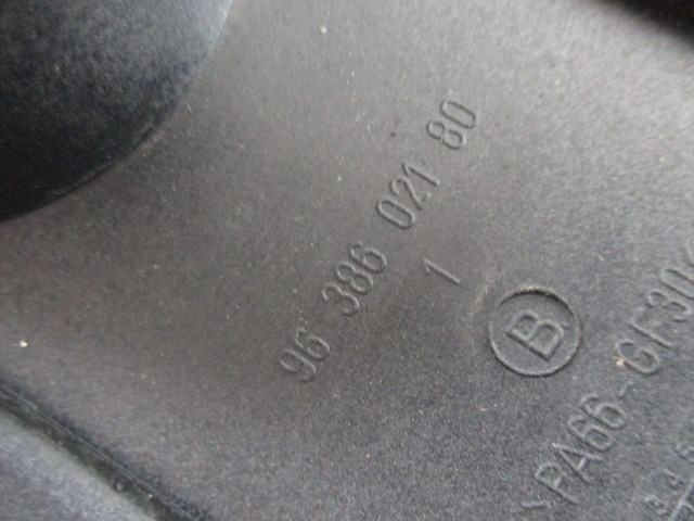 POKROV MOTORJA  OEM N. 9638602180 ORIGINAL REZERVNI DEL PEUGEOT 307 3A/B/C/E/H BER/SW/CABRIO (2001 - 2009) BENZINA LETNIK 2006
