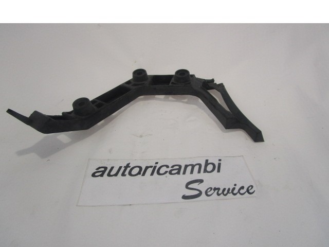 NOSILCI ZADNJEGA ODBIJACA  OEM N. 5K6807393C ORIGINAL REZERVNI DEL VOLKSWAGEN GOLF VI 5K1 517 AJ5 MK6 (2008-2012) BENZINA LETNIK 2012