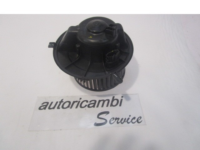 VENTILATOR  KABINE  OEM N. 1K1819015C ORIGINAL REZERVNI DEL VOLKSWAGEN GOLF VI 5K1 517 AJ5 MK6 (2008-2012) BENZINA LETNIK 2012