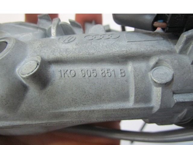 KOMPLET ODKLEPANJE IN VZIG  OEM N. 29990 KIT ACCENSIONE AVVIAMENTO ORIGINAL REZERVNI DEL VOLKSWAGEN GOLF VI 5K1 517 AJ5 MK6 (2008-2012) BENZINA LETNIK 2012