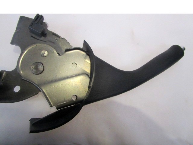 OEM N. 4620102131B0 ORIGINAL REZERVNI DEL TOYOTA COROLLA E12 (2000 - 2006) DIESEL LETNIK 2006