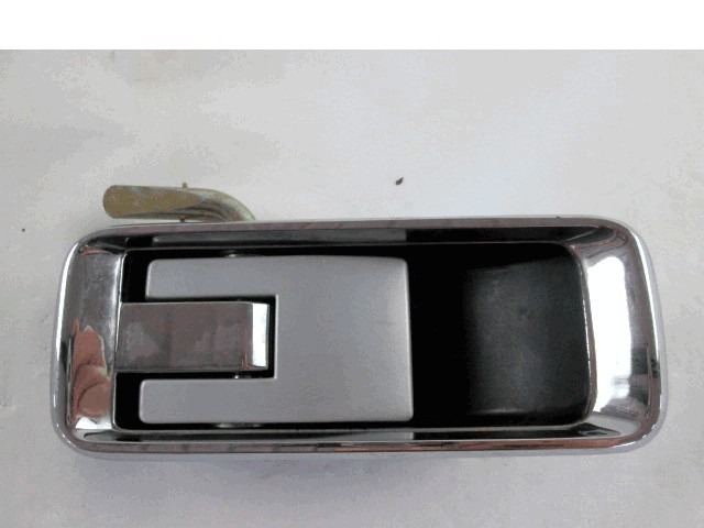ZUNANJA KLJUKA ZADNJA DESNA VRATA OEM N. 80/288 ORIGINAL REZERVNI DEL FIAT 132 (1972 - 1981)BENZINA LETNIK 1972
