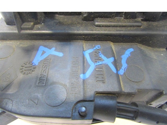 CENTRALNO ZAKLEPANJE PREDNIH LEVIH VRAT OEM N. 8200300123 ORIGINAL REZERVNI DEL RENAULT CLIO BR0//1 CR0/1 KR0/1 MK3 R (05/2009 - 2013) BENZINA LETNIK 2012