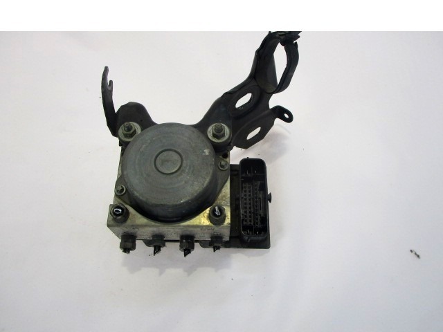 ABS AGREGAT S PUMPO OEM N. 265232053 ORIGINAL REZERVNI DEL FIAT GRANDE PUNTO 199 (2005 - 2012) DIESEL LETNIK 2008