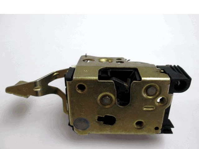 CENTRALNO ZAKLEPANJE PREDNIH LEVIH VRAT OEM N. 1064 ORIGINAL REZERVNI DEL FIAT DUCATO 230 MK2 (1994 - 2002) DIESEL LETNIK 1994