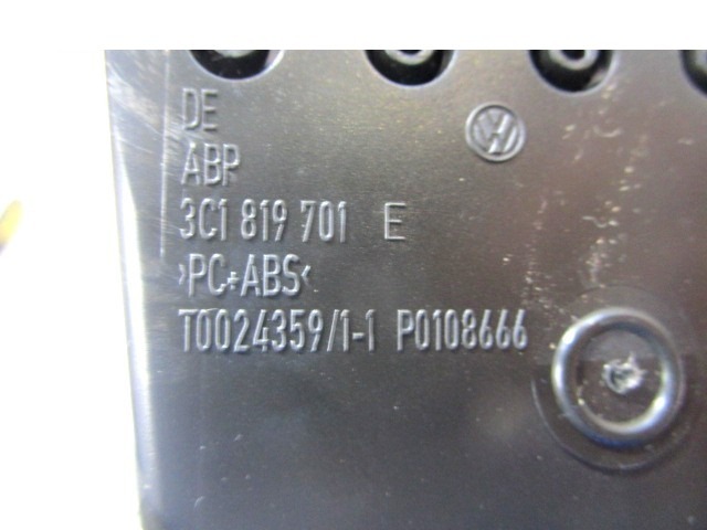 ODVOD ZRAKA OEM N. 3C1819701E ORIGINAL REZERVNI DEL VOLKSWAGEN PASSAT B6 3C2 3C5 BER/SW (2005 - 09/2010)  DIESEL LETNIK 2006