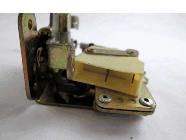 CENTRALNO ZAKLEPANJE PREDNIH LEVIH VRAT OEM N. 40/190B ORIGINAL REZERVNI DEL LANCIA THEMA 834 MK1 (1984 - 1988)BENZINA LETNIK 1988