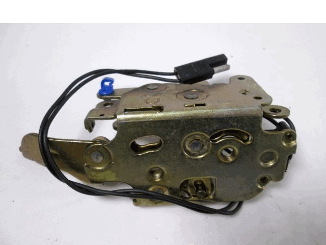 ZAKLEP VRAT OEM N. 7531849 ORIGINAL REZERVNI DEL AUTOBIANCHI Y10 (1989 - 1992)BENZINA LETNIK 1989