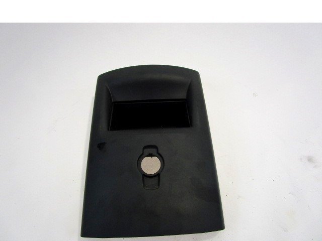 SREDINSKA KONZOLA  OEM N. 9670595577 ORIGINAL REZERVNI DEL PEUGEOT 5008 0U 0E MK1 (2009 - 2013) DIESEL LETNIK 2010
