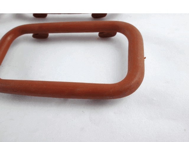OKRASNE LETVICE VRAT  OEM N.  ORIGINAL REZERVNI DEL FIAT RITMO 138 (1978 - 1982)BENZINA LETNIK 1978