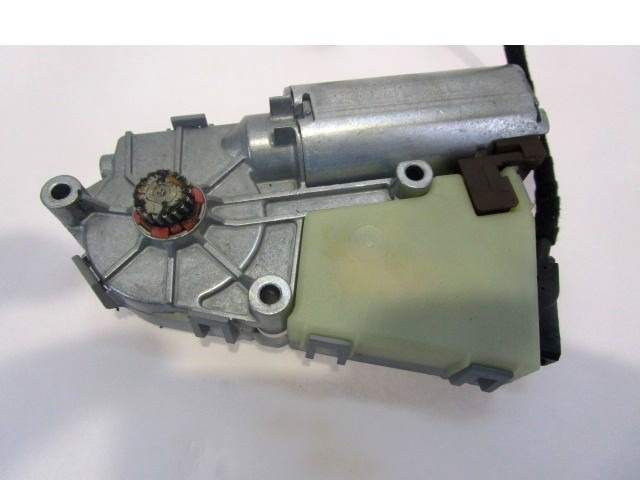 MOTOR POMICNE STREHE / SENCNIKI OEM N. 4B0959591H ORIGINAL REZERVNI DEL AUDI A6 C6 4F2 4FH 4F5 BER/SW/ALLROAD (07/2004 - 10/2008) DIESEL LETNIK 2005