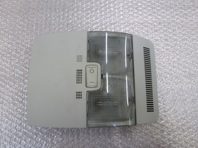 NOTRANJA SVETILA OEM N. 4E0947105C ORIGINAL REZERVNI DEL AUDI A3 MK2 8P 8PA 8P1 (2003 - 2008)DIESEL LETNIK 2006
