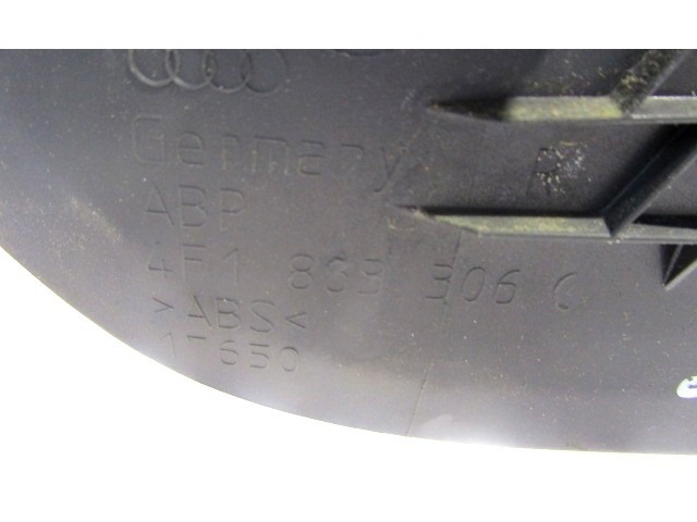 PLASTIKA MED SEDEZI BREZ NASLONJALA ROK OEM N. 4F1863241B ORIGINAL REZERVNI DEL AUDI A6 C6 4F2 4FH 4F5 BER/SW/ALLROAD (07/2004 - 10/2008) DIESEL LETNIK 2005