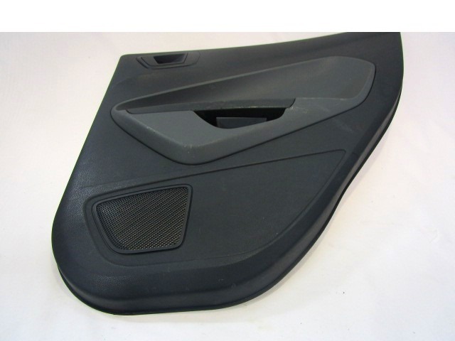 VRATNI PANEL OEM N. PNPDTFDFIESTACB1MK6BR5P ORIGINAL REZERVNI DEL FORD FIESTA CB1 CNN MK6 (09/2008 - 11/2012) BENZINA/GPL LETNIK 2009