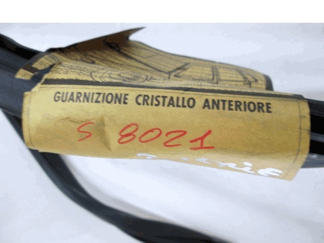 TESNILO ZA STEKLA OEM N.  ORIGINAL REZERVNI DEL ALFA ROMEO ALFETTA 116 (1972 - 1984)BENZINA LETNIK 1972