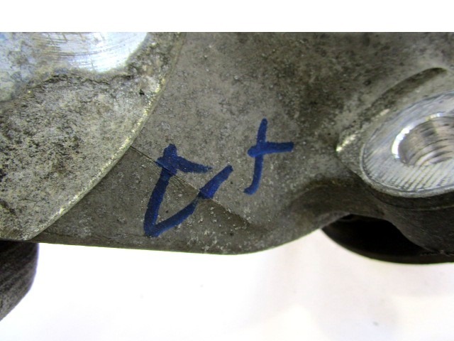 VRTLJIVI LEZAJ DESNO / PESTO KOLESA Z LEZAJEM SPREDAJ OEM N. 51753896 ORIGINAL REZERVNI DEL FIAT CROMA 194 MK2 (2005 - 10/2007)  DIESEL LETNIK 2006