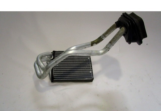 GRELEC RADIATORJA OEM N. 77363732 ORIGINAL REZERVNI DEL FIAT CROMA 194 MK2 R (11-2007 - 2010) DIESEL LETNIK 2008